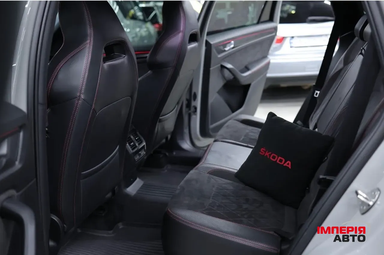 Skoda Kodiaq RS - фото 10