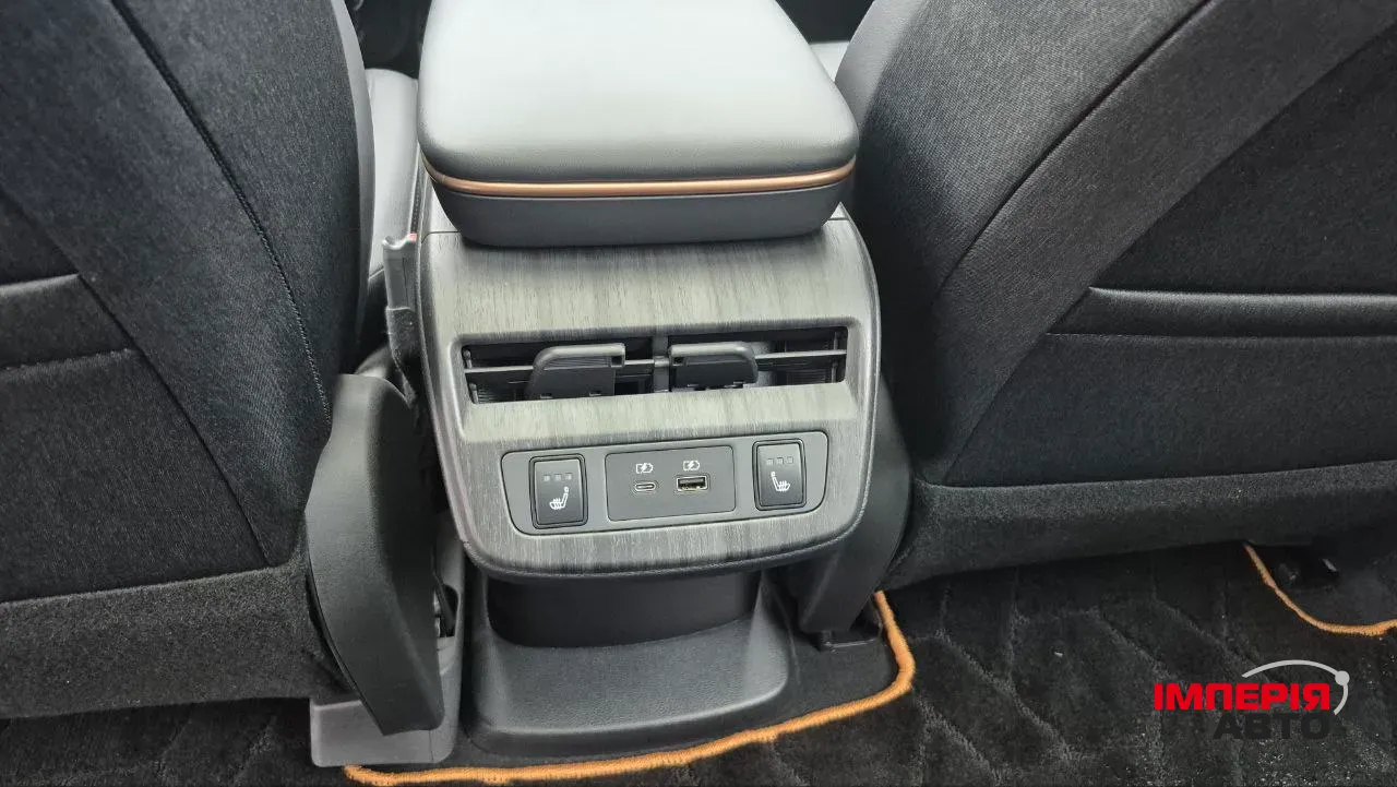 Nissan Ariya - фото 26