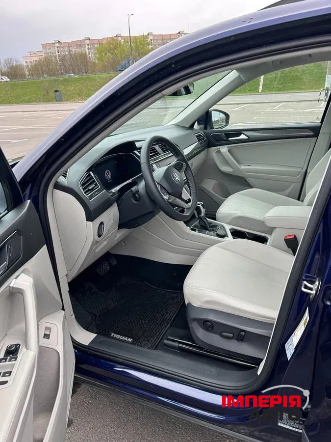 Volkswagen Tiguan - фото 5