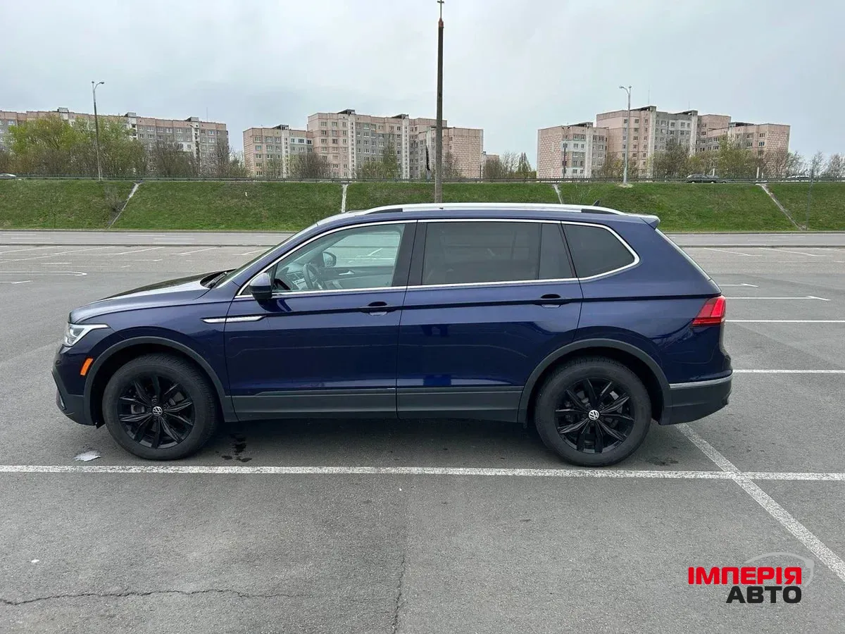 Volkswagen Tiguan - фото 4
