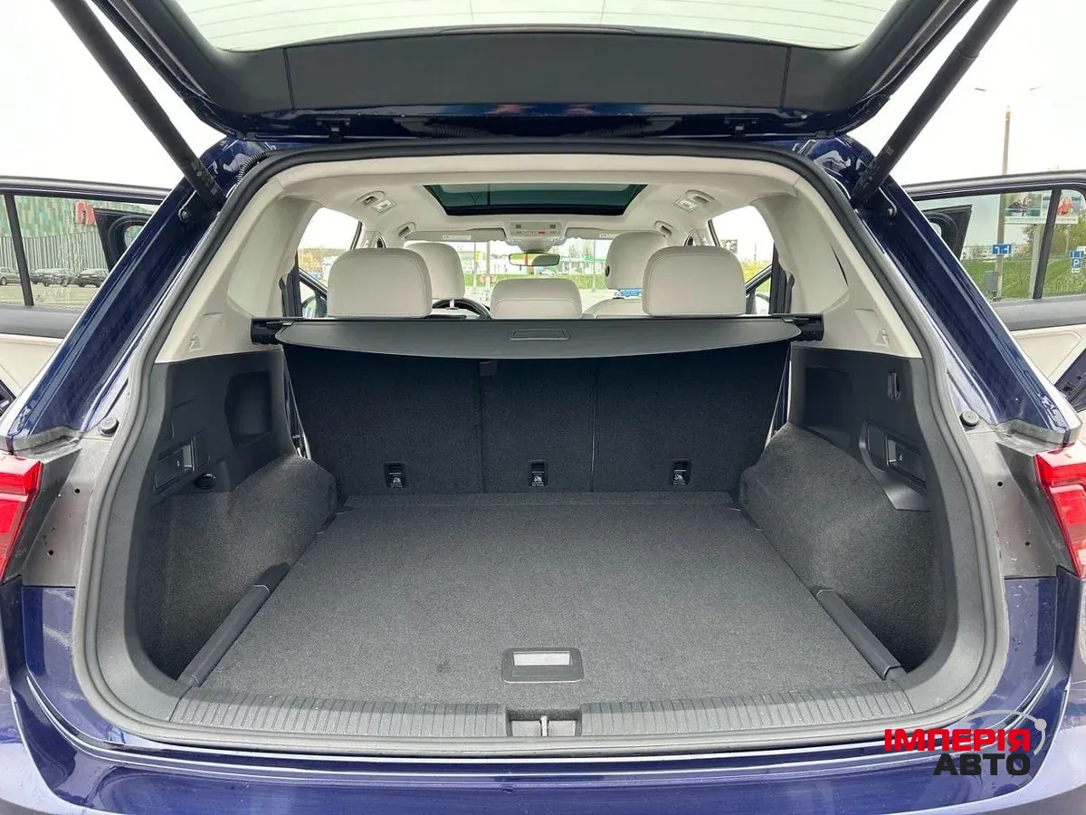 Volkswagen Tiguan - фото 11