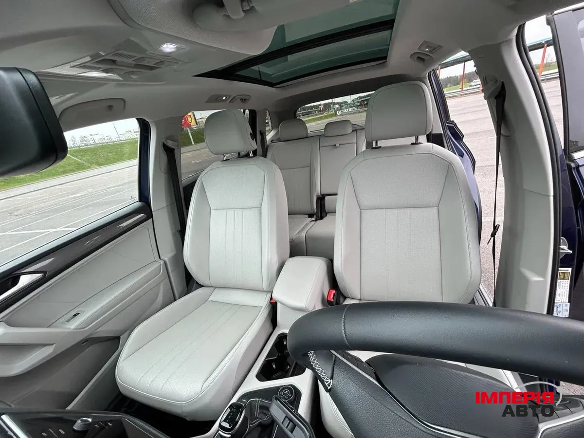 Volkswagen Tiguan - фото 6