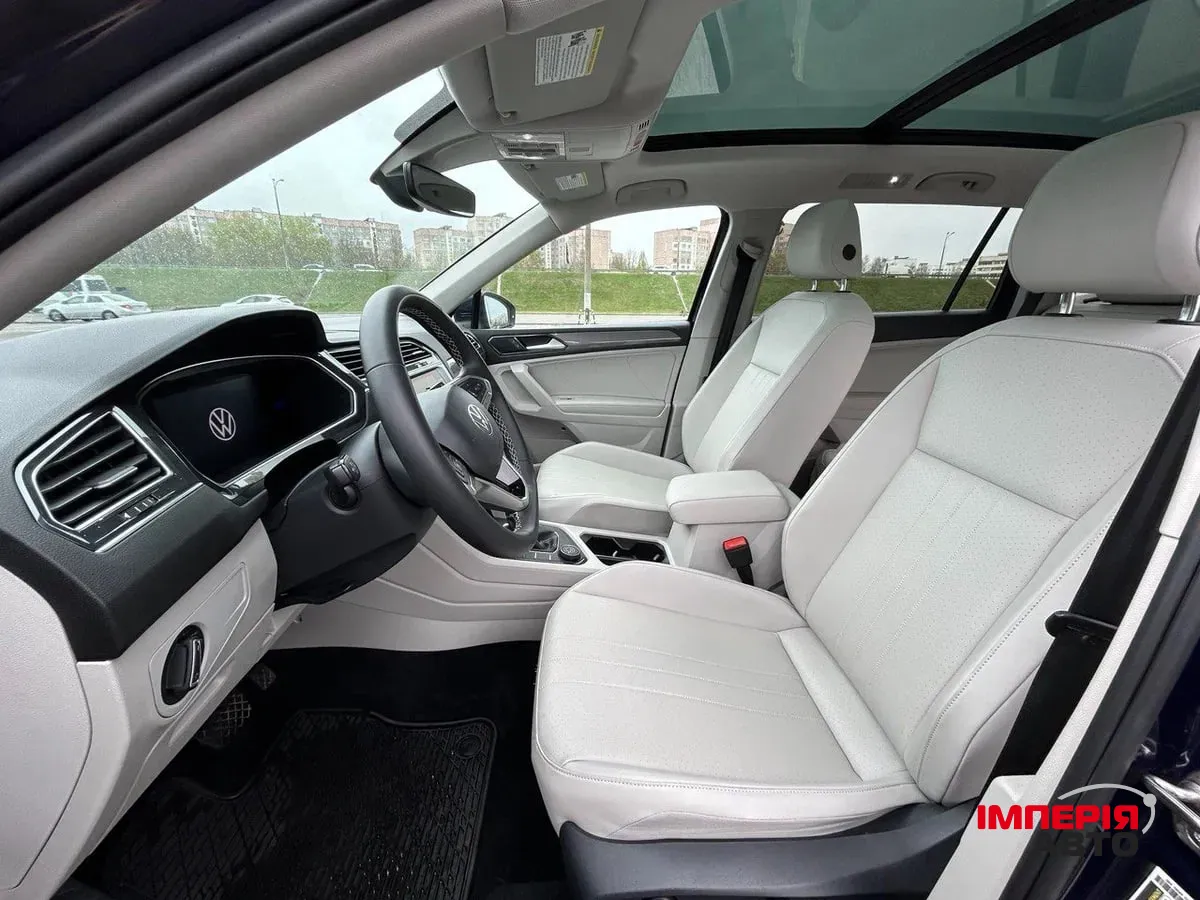 Volkswagen Tiguan - фото 10