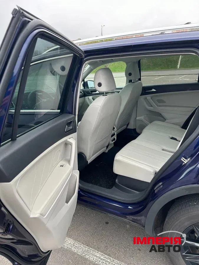 Volkswagen Tiguan - фото 7