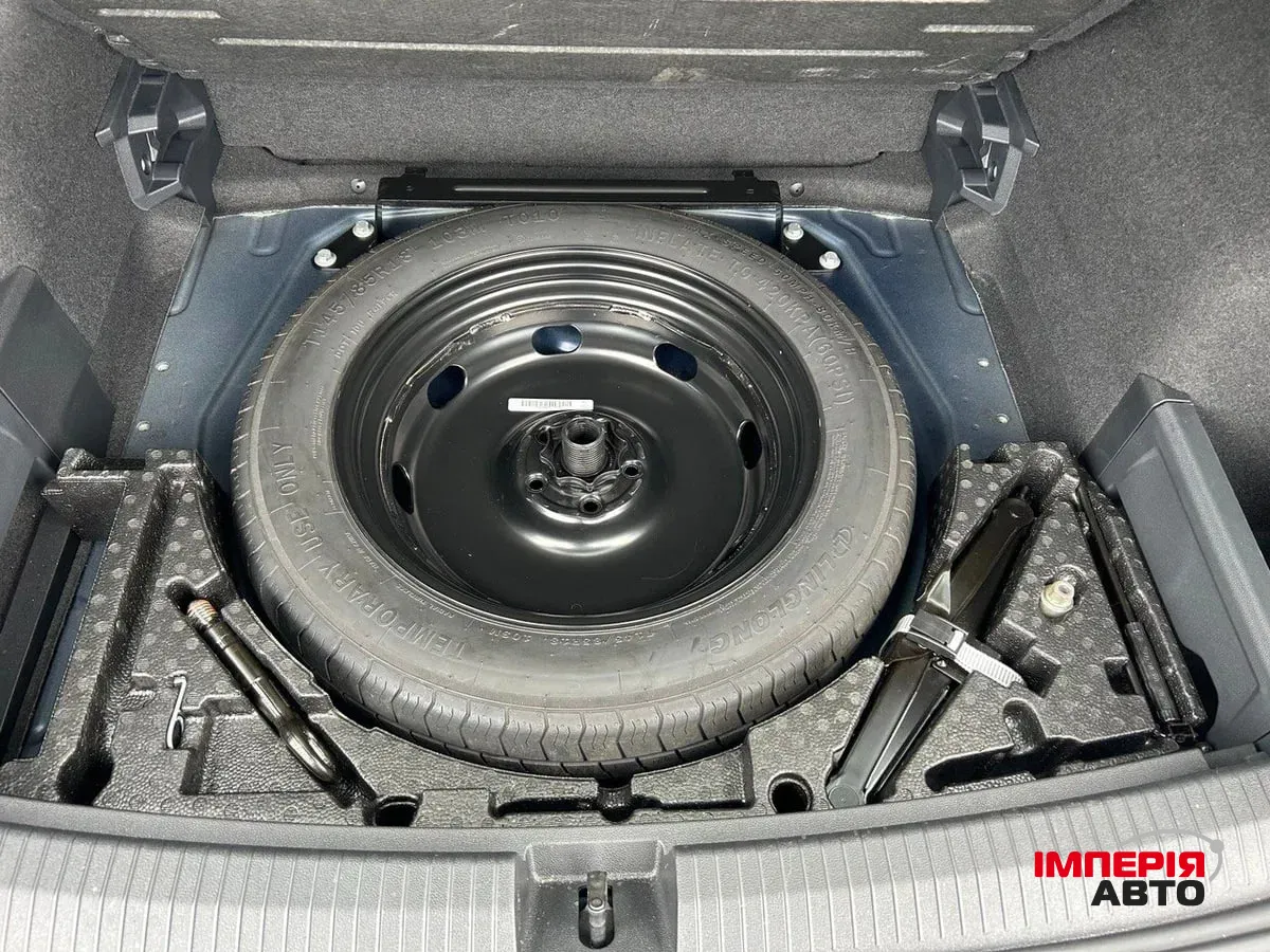 Volkswagen Tiguan - фото 12