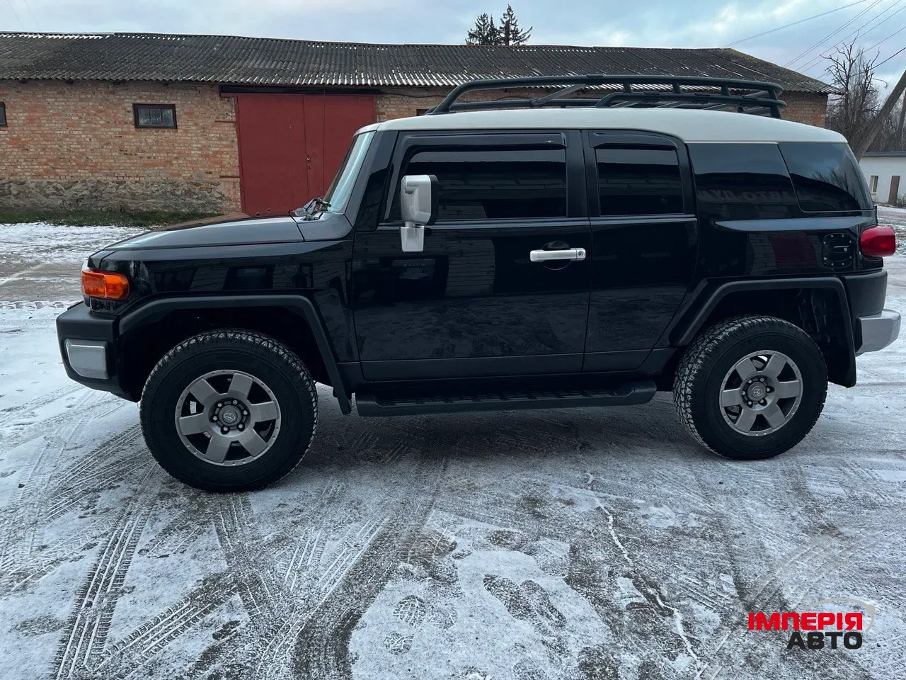 Toyota FJ Cruiser - фото 3