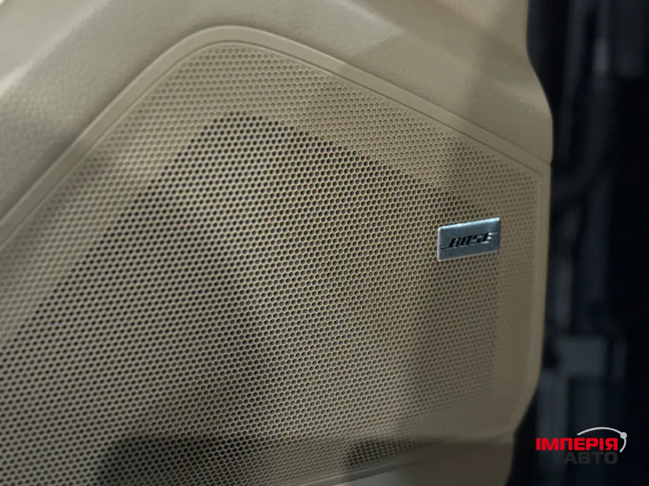 Porsche Cayenne - фото 16