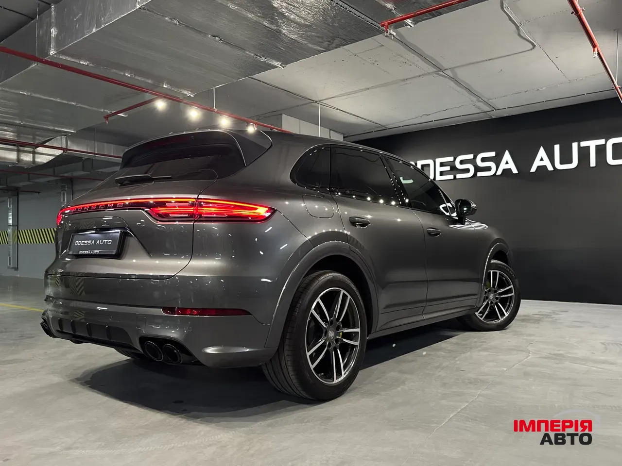 Porsche Cayenne - фото 13