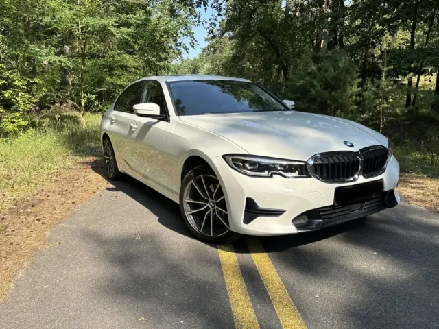 BMW 3 серії - фото 1