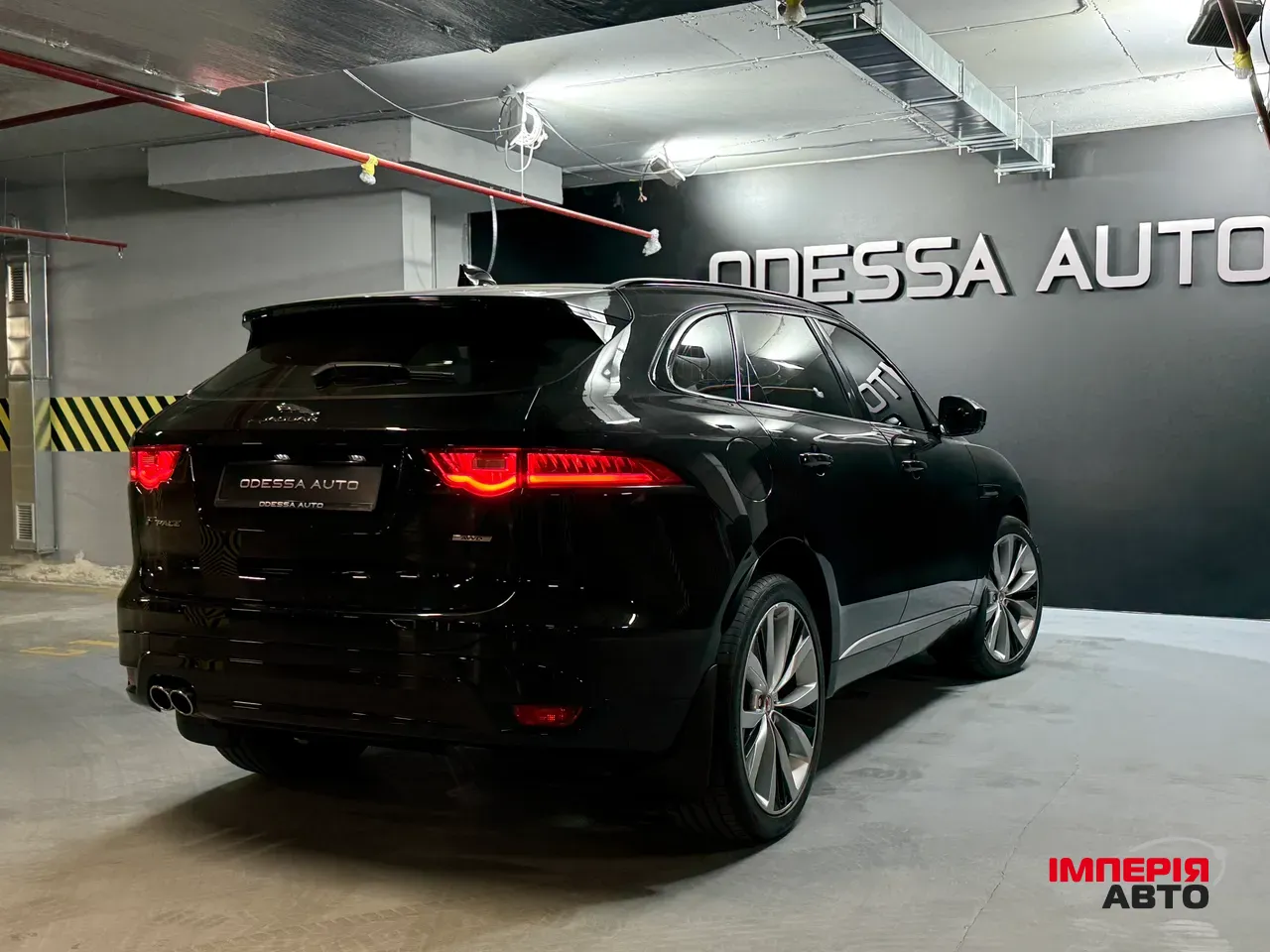 Jaguar F-Pace - фото 14