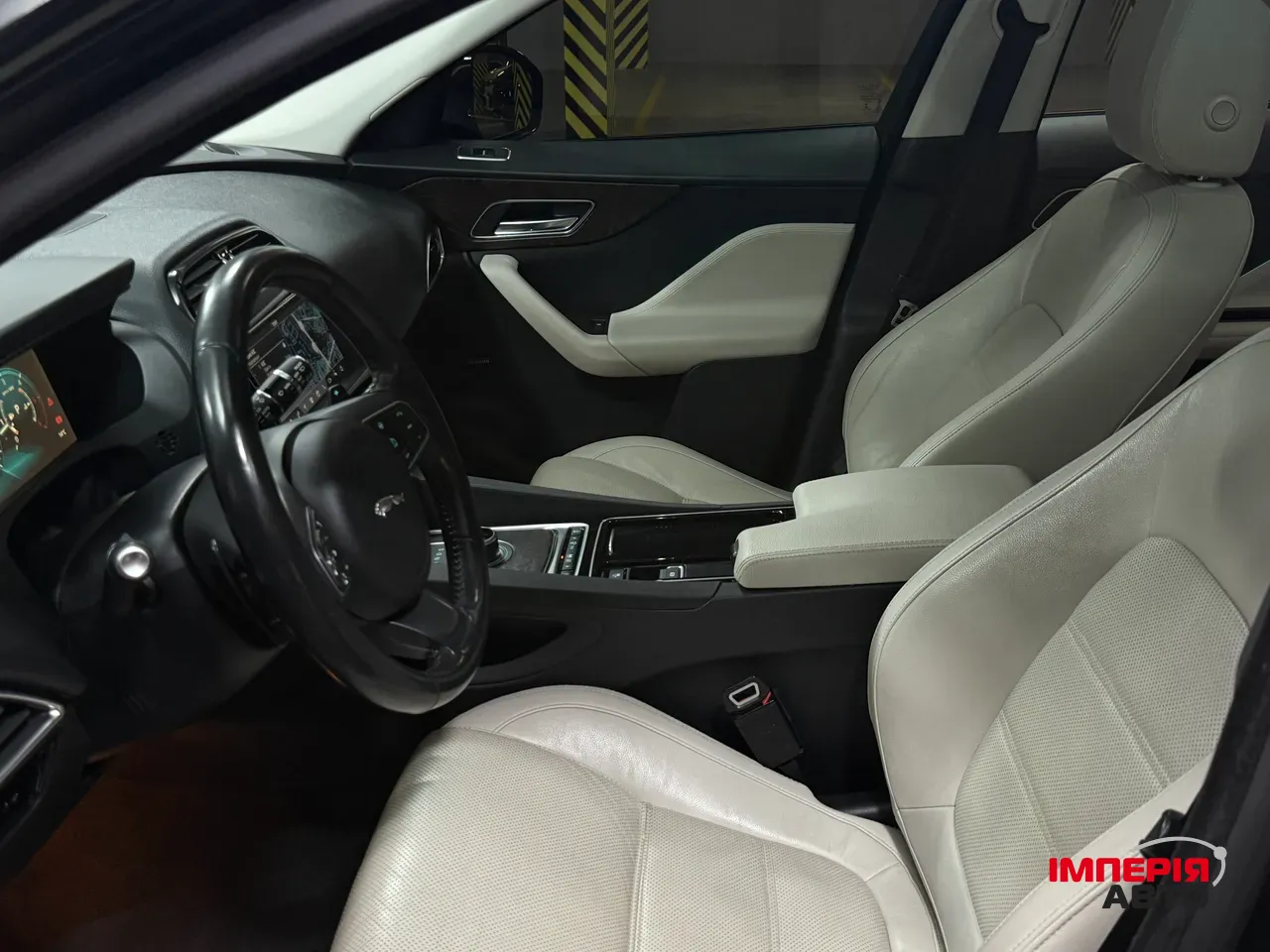 Jaguar F-Pace - фото 28