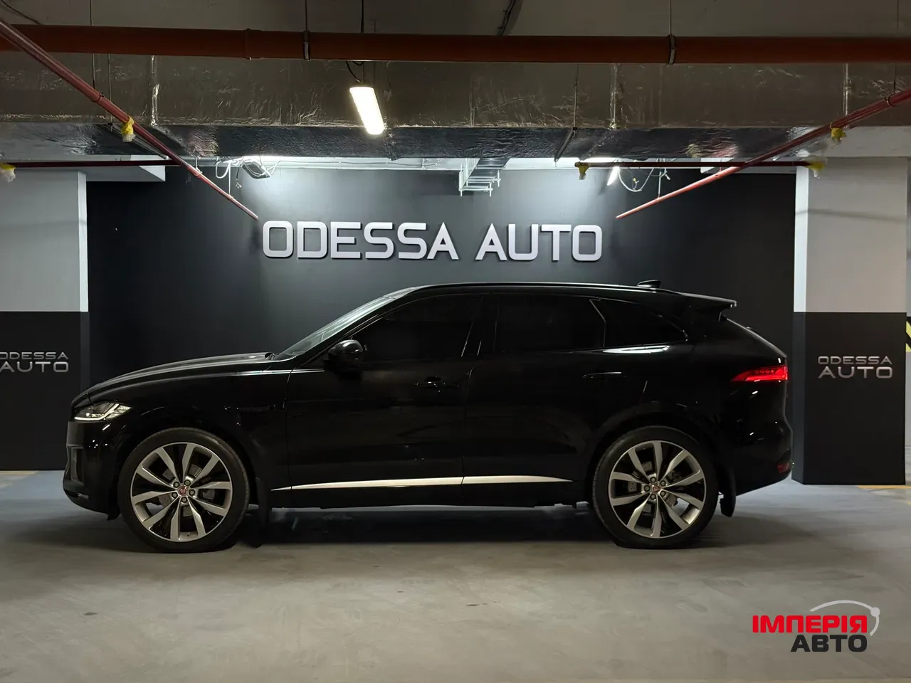 Jaguar F-Pace - фото 7