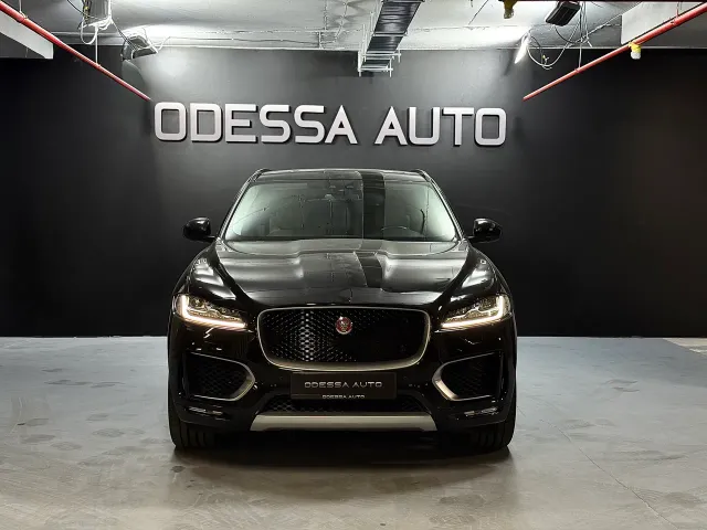Jaguar F-Pace - фото 2