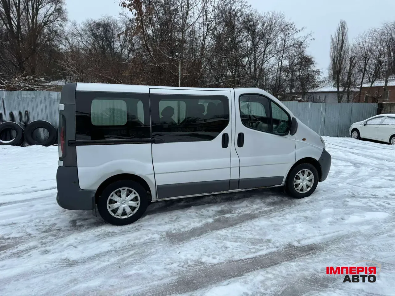 Opel Vivaro - фото 6