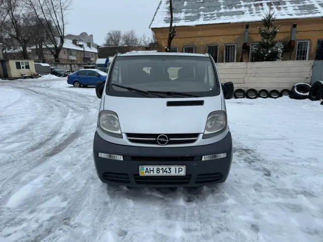 Opel Vivaro - фото 3