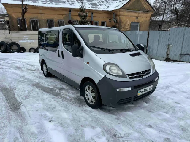 Opel Vivaro - фото 2