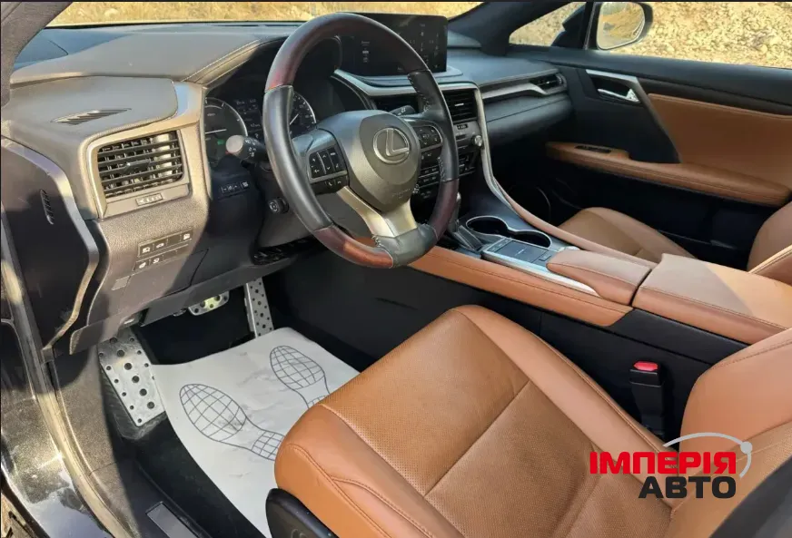 Lexus RX - фото 6