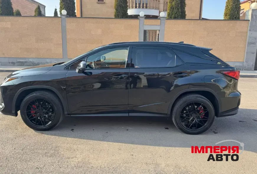 Lexus RX - фото 3