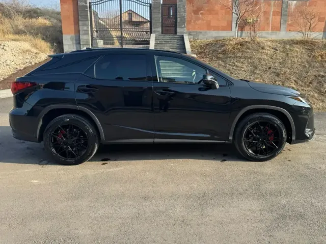 Lexus RX - фото 4