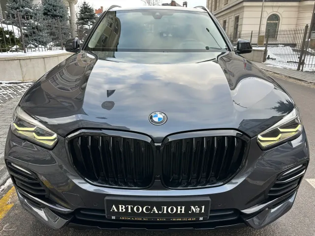 BMW X5 - фото 2