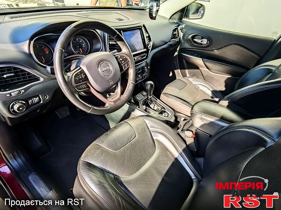 Jeep Cherokee - фото 11