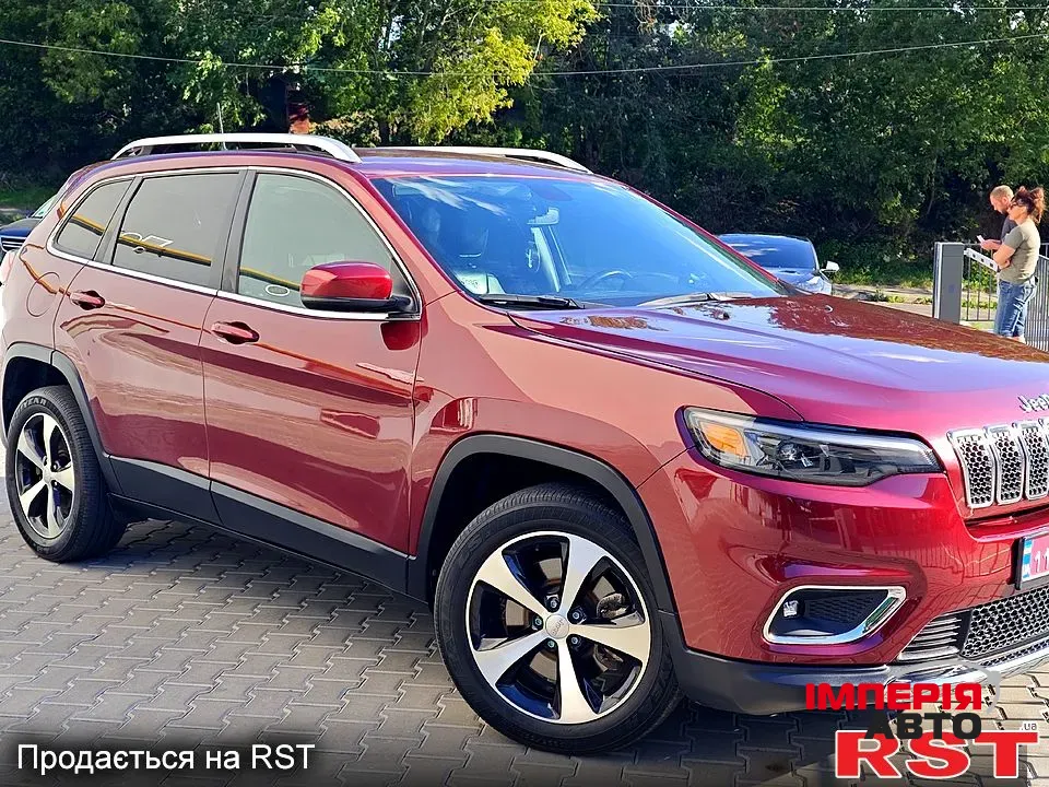 Jeep Cherokee - фото 1