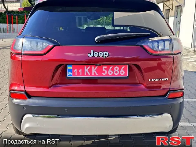 Jeep Cherokee - фото 3