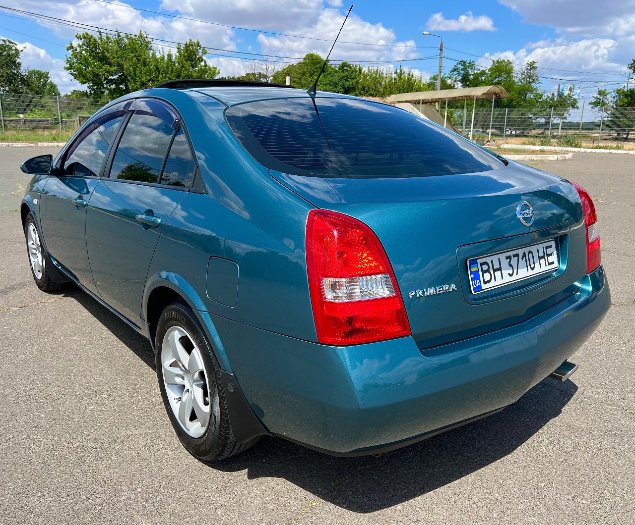 Nissan Primera - фото 1