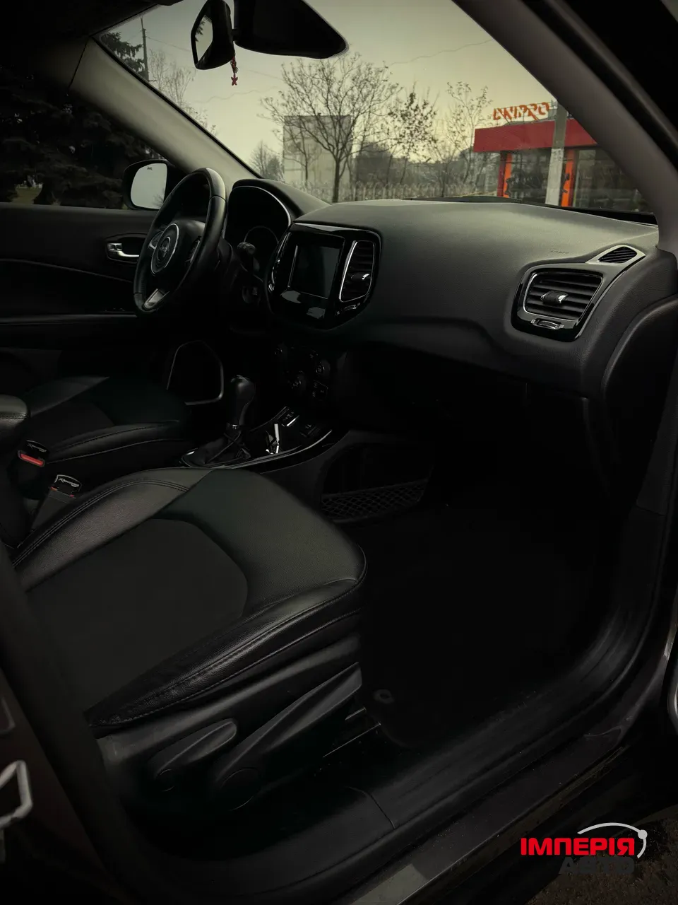 Jeep Compass - фото 3