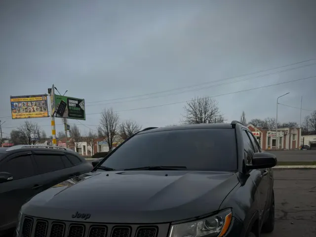 Jeep Compass - фото 2