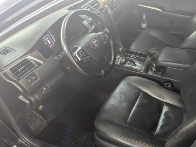 Toyota Camry - фото 4