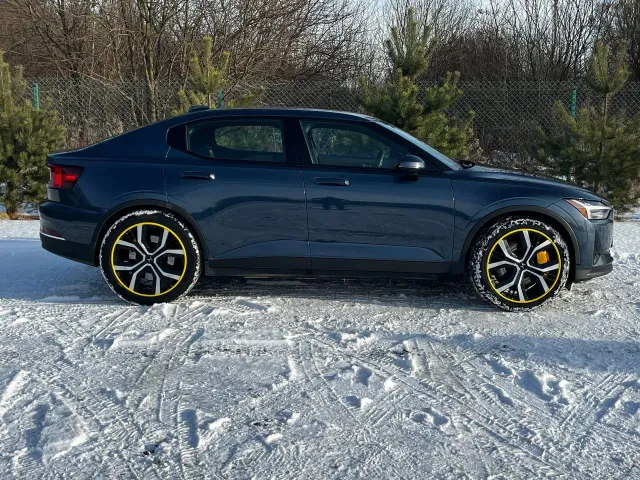 Polestar 2 - фото 4