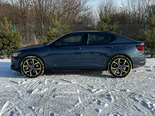 Polestar 2 - фото 5
