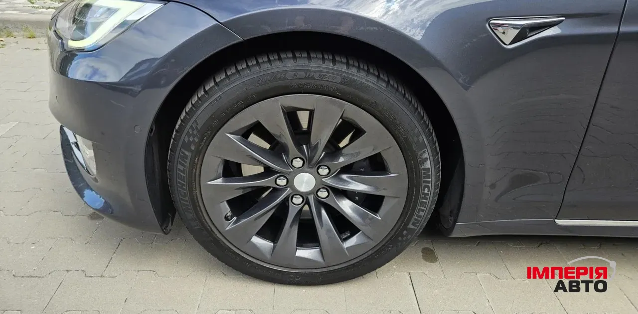 Tesla Model S - фото 6