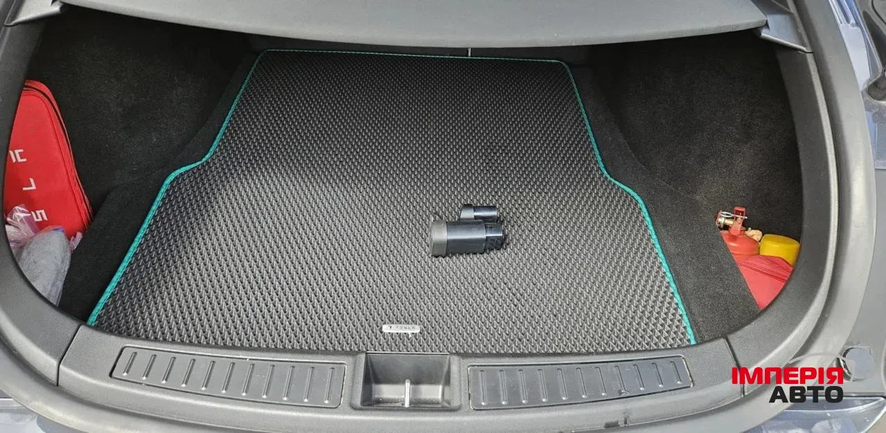 Tesla Model S - фото 4