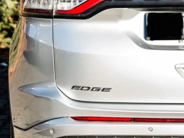 Ford Edge - фото 4