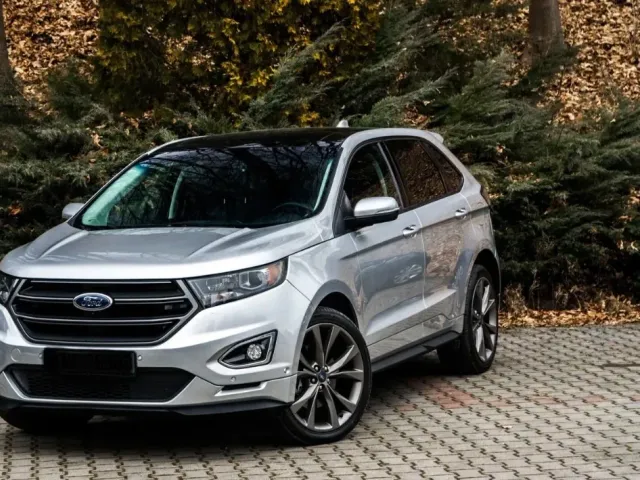 Ford Edge - фото 1
