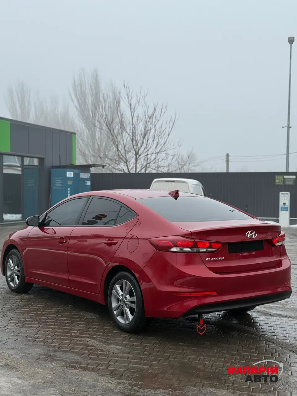 Hyundai Elantra - фото 5