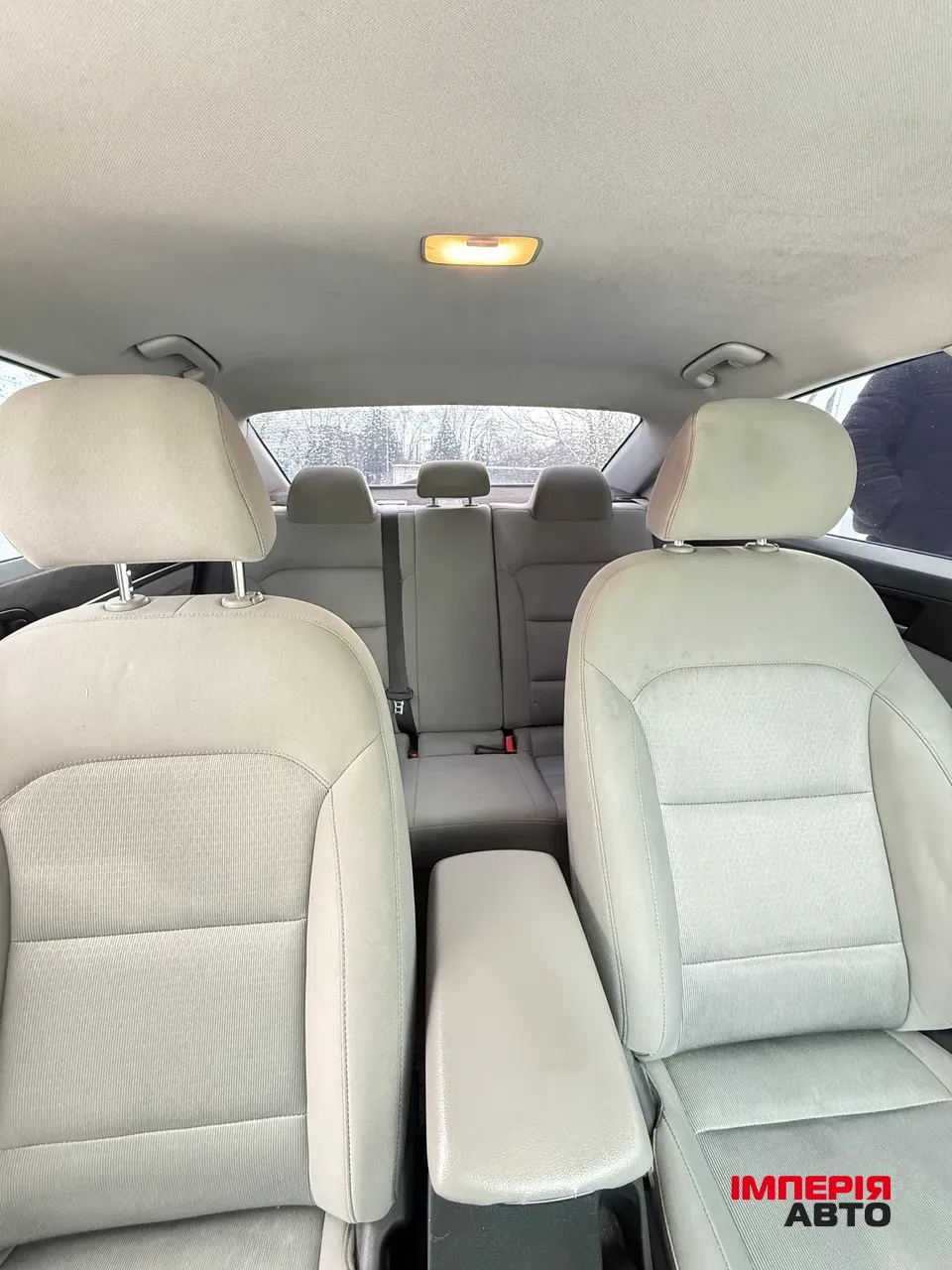 Hyundai Elantra - фото 7