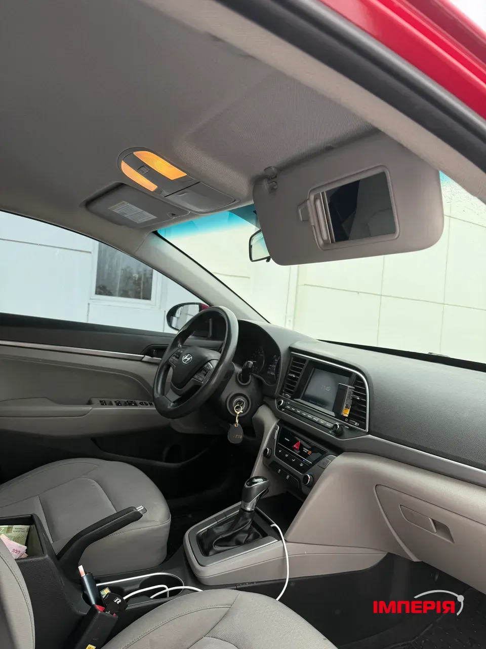 Hyundai Elantra - фото 8