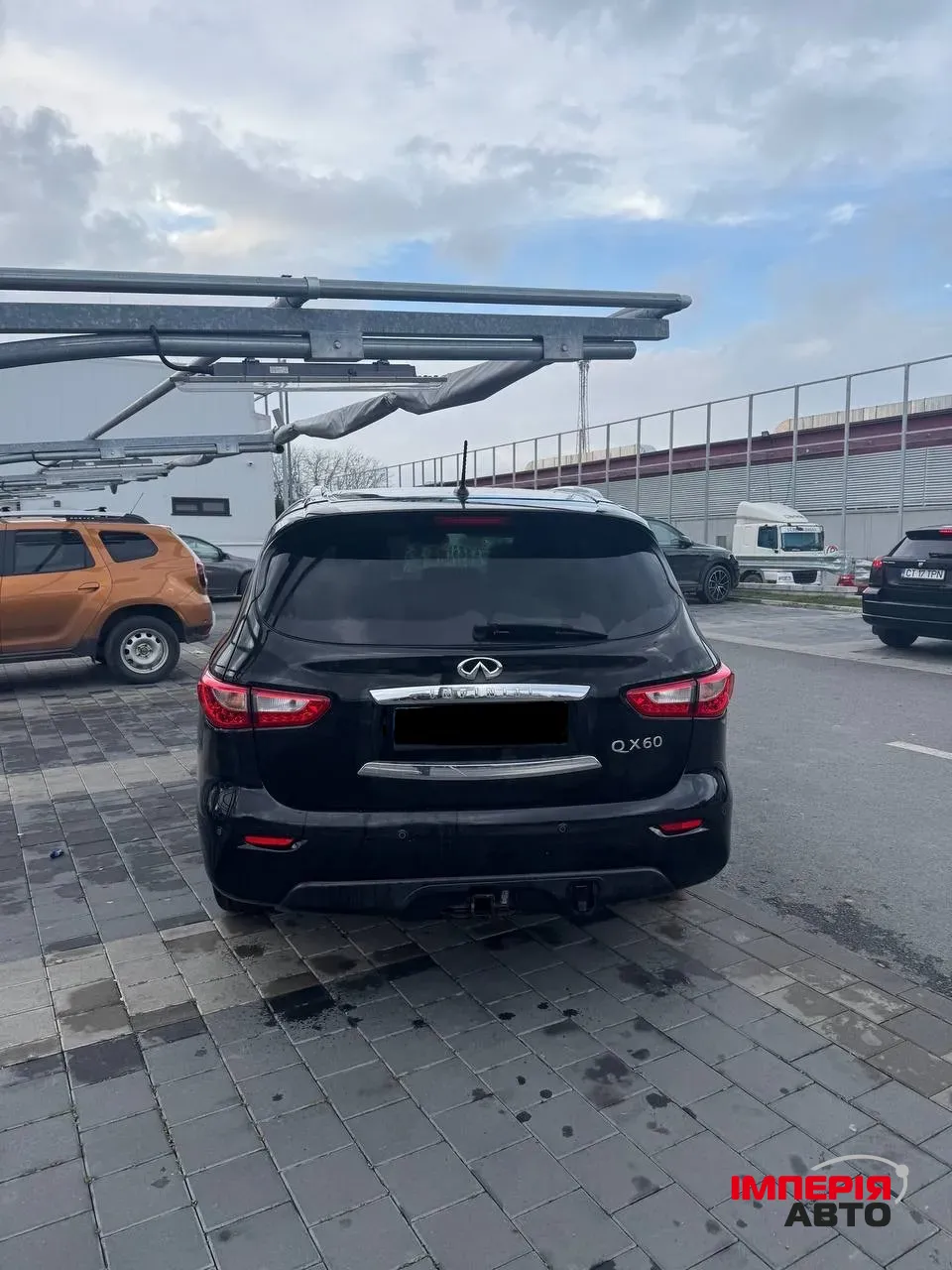 Infiniti QX60 - фото 3