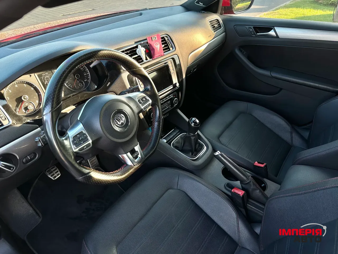 Volkswagen Jetta - фото 9