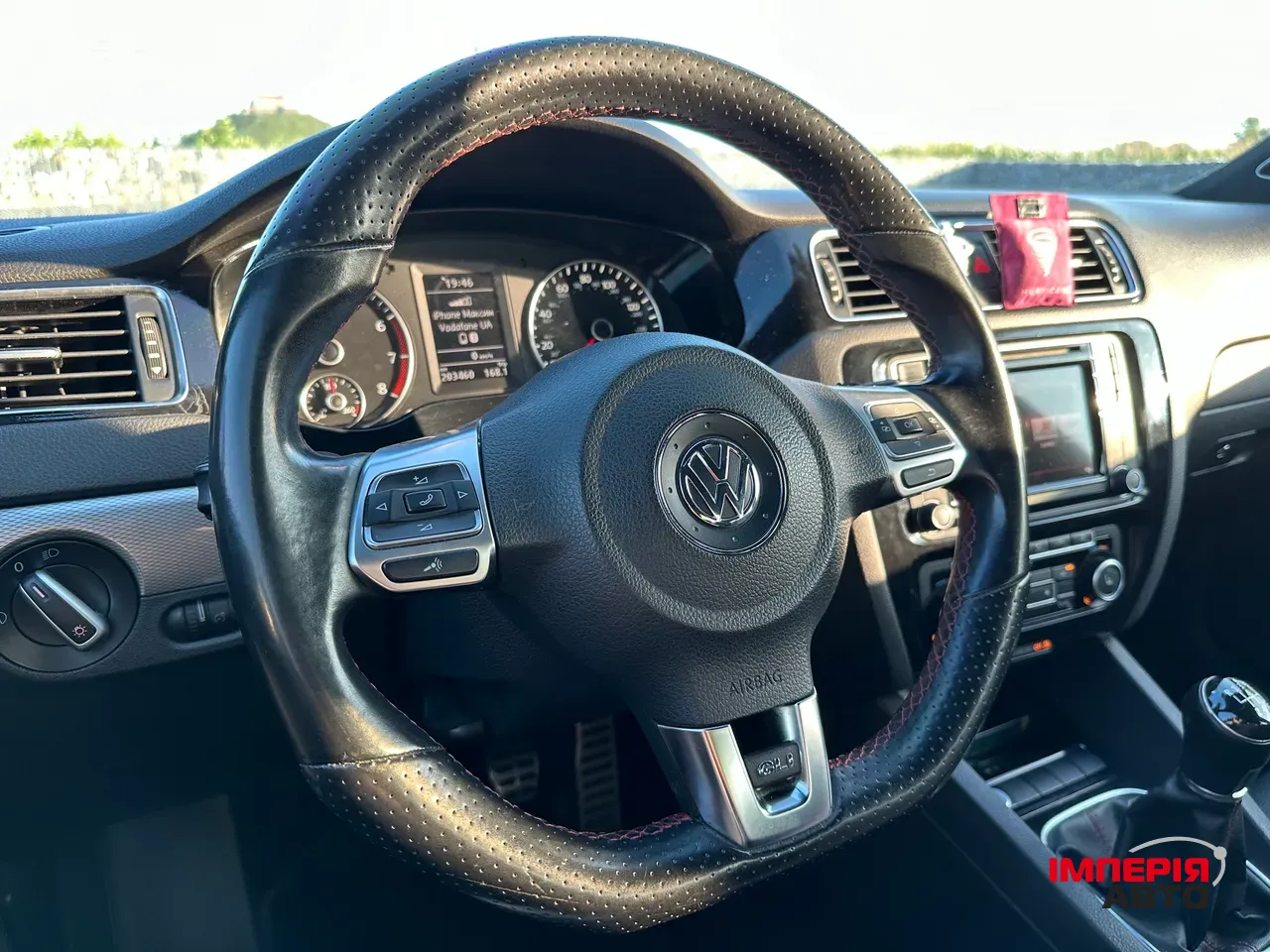 Volkswagen Jetta - фото 11