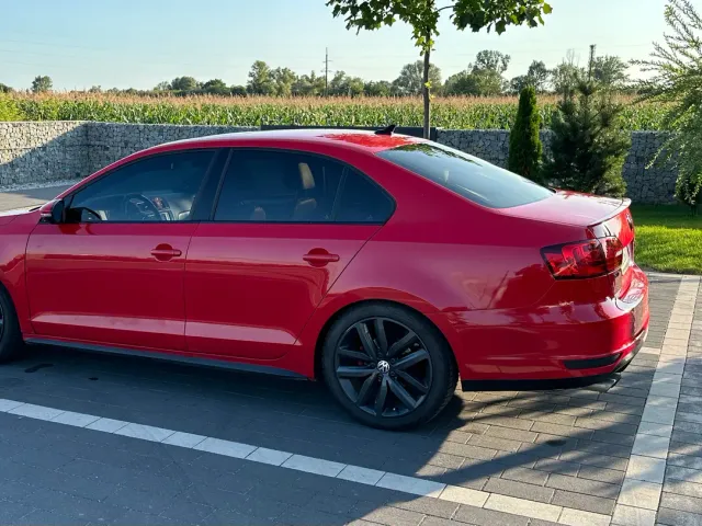 Volkswagen Jetta - фото 5