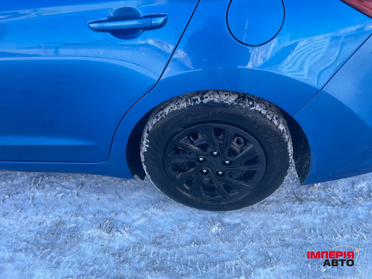 Hyundai Elantra - фото 17