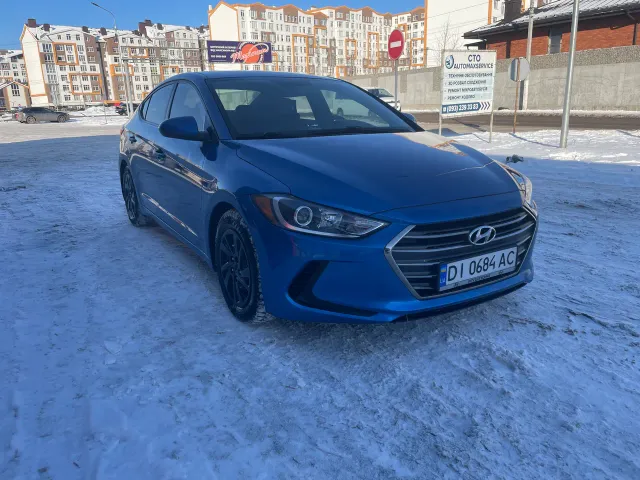 Hyundai Elantra - фото 4