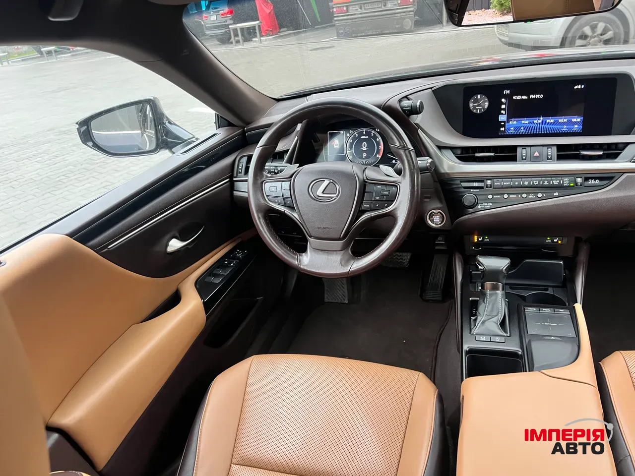 Lexus ES - фото 11