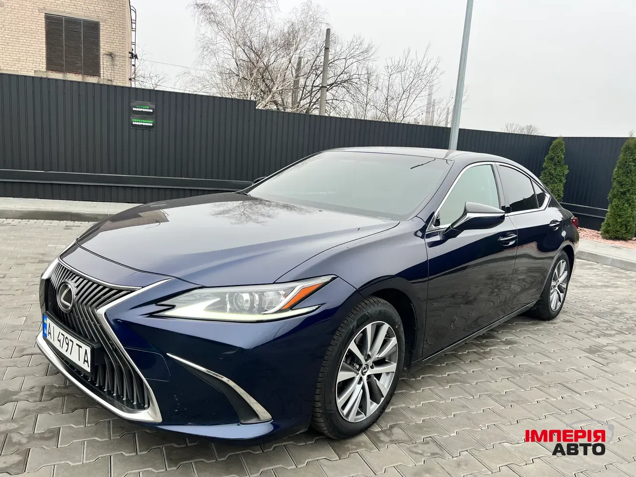 Lexus ES - фото 12