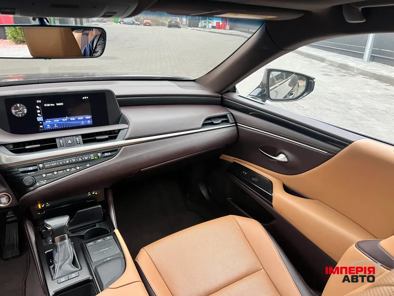 Lexus ES - фото 10