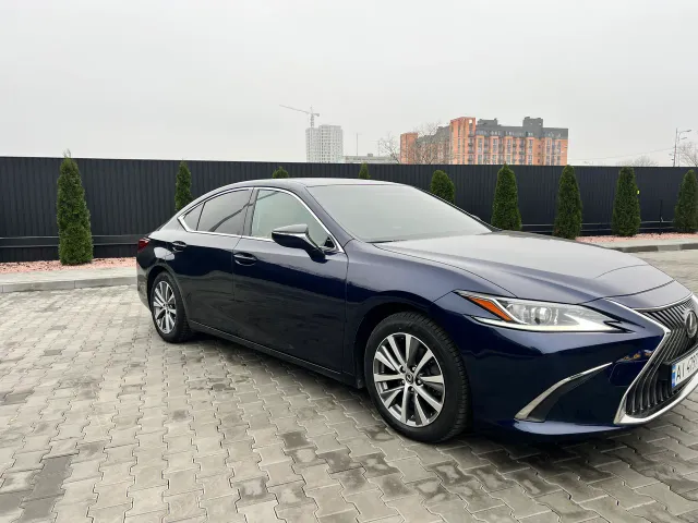 Lexus ES - фото 3